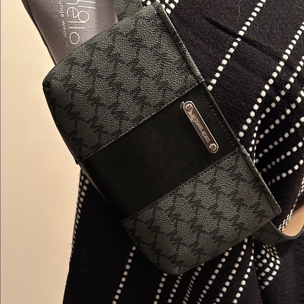 Michael Kors Black Patterned Crossbody Belt bag